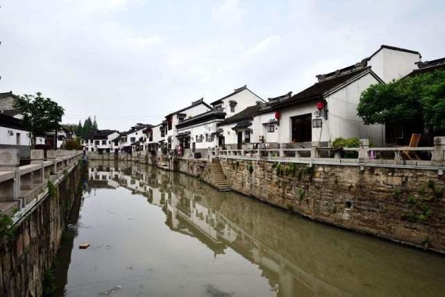 健康测查，怎样从衣食往行环节防治湿疹